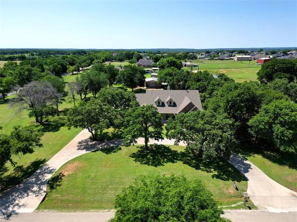 1160 Dobbs Trail, Springtown, TX 76082