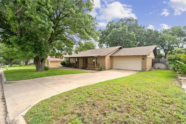 Fort Worth, TX 76116,3033 Gunnison Trail