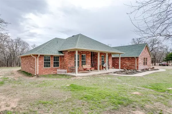 30565 Pottawatomie Road, Wanette, OK 74878