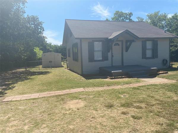 6112 Forest Hill Drive, Forest Hill, TX 76119