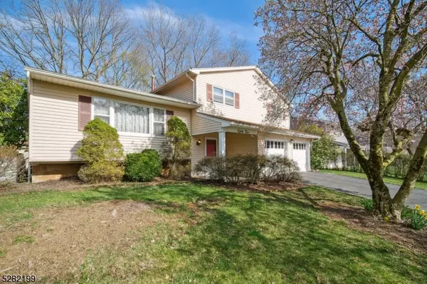 Mount Olive Twp., NJ 07836,84 Clover Hill Dr