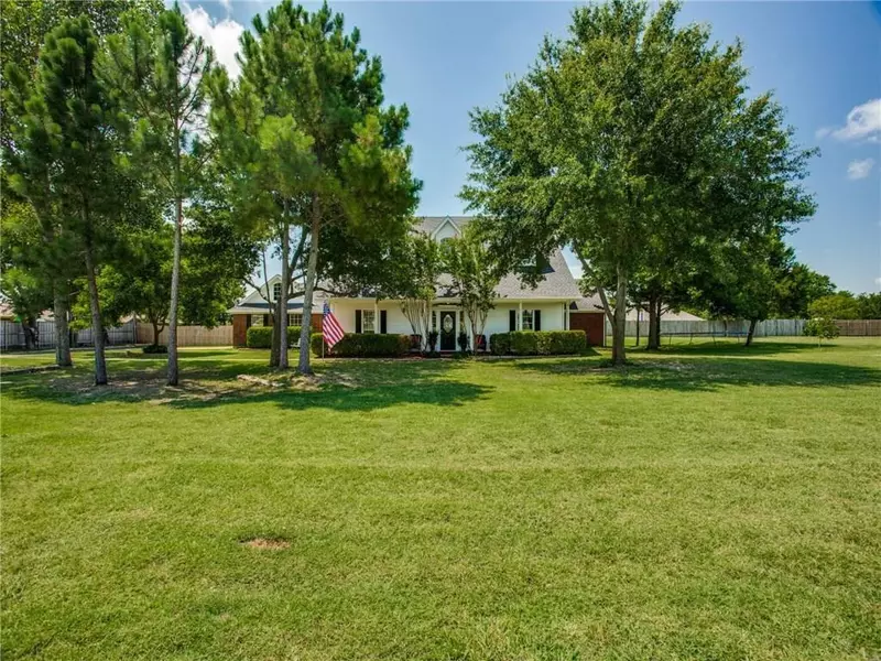 2661 Fm 35, Royse City, TX 75189