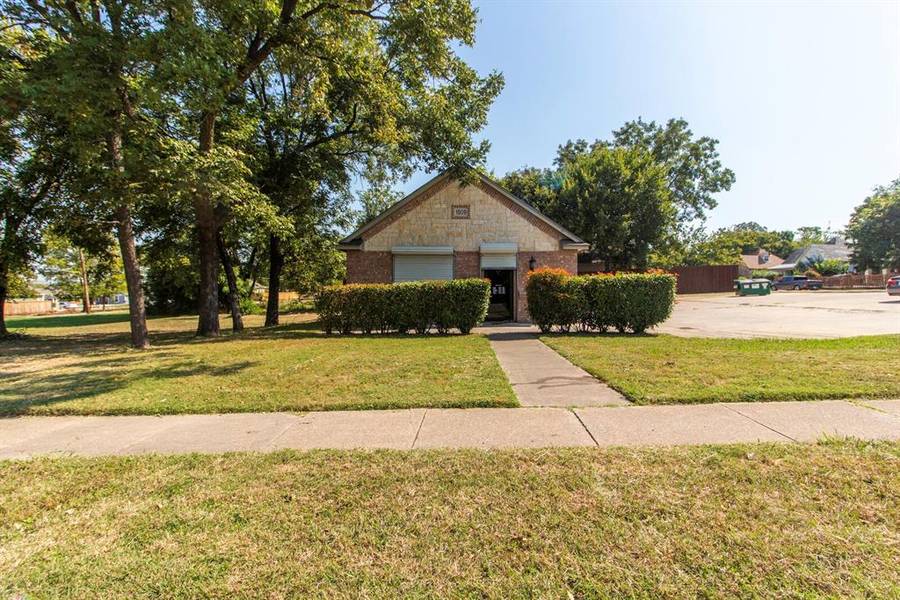 1509 Evans Avenue, Fort Worth, TX 76104