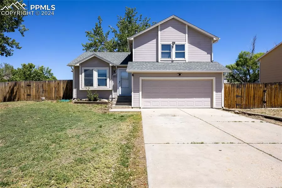 903 Rancher DR, Fountain, CO 80817