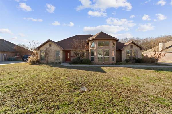 168 Chrissa Drive, Pottsboro, TX 75076