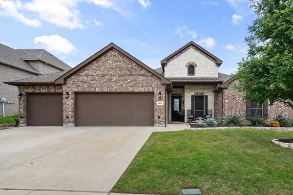 2818 Palmerston Drive, Midlothian, TX 76065