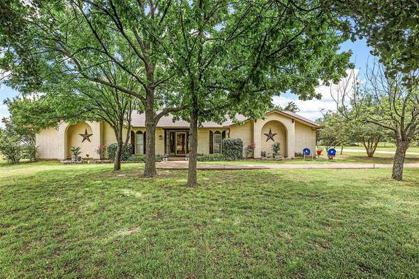 3 Graham Lane,  Lucas,  TX 75002