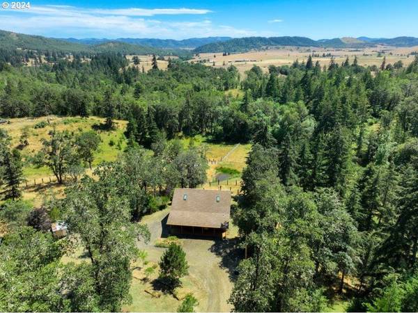 Oakland, OR 97462,1603 MUSTANG DR