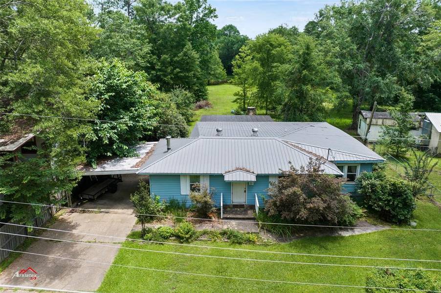 528 hanson, Doyline, LA 71023