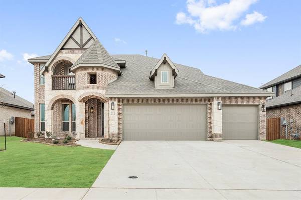 232 Rosewood Drive, Glenn Heights, TX 75154