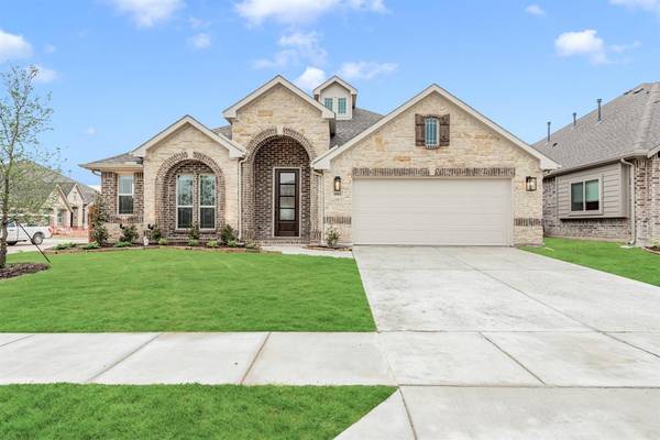 1001 Moss Grove Trail, Justin, TX 76247