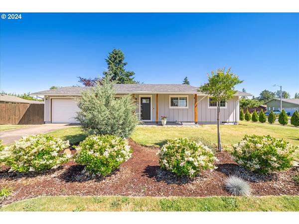 3177 MYRTLE ST, Woodburn, OR 97071