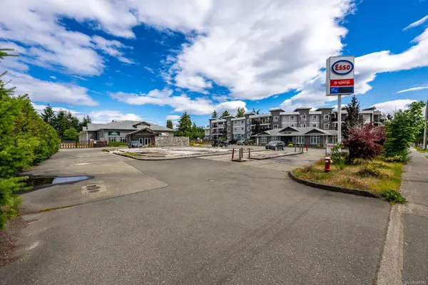 Comox, BC V9M 2J3,648 Anderton Rd