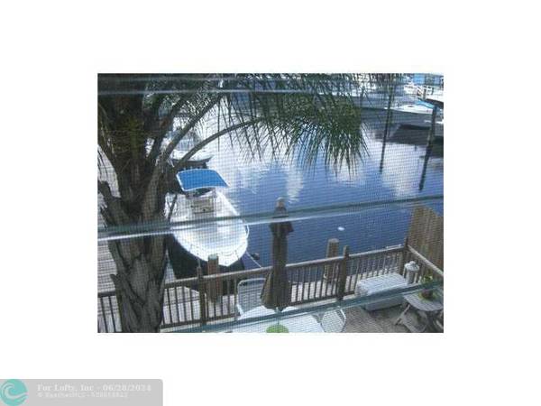 Lauderdale By The Sea, FL 33308,223 Marine Ct  #103