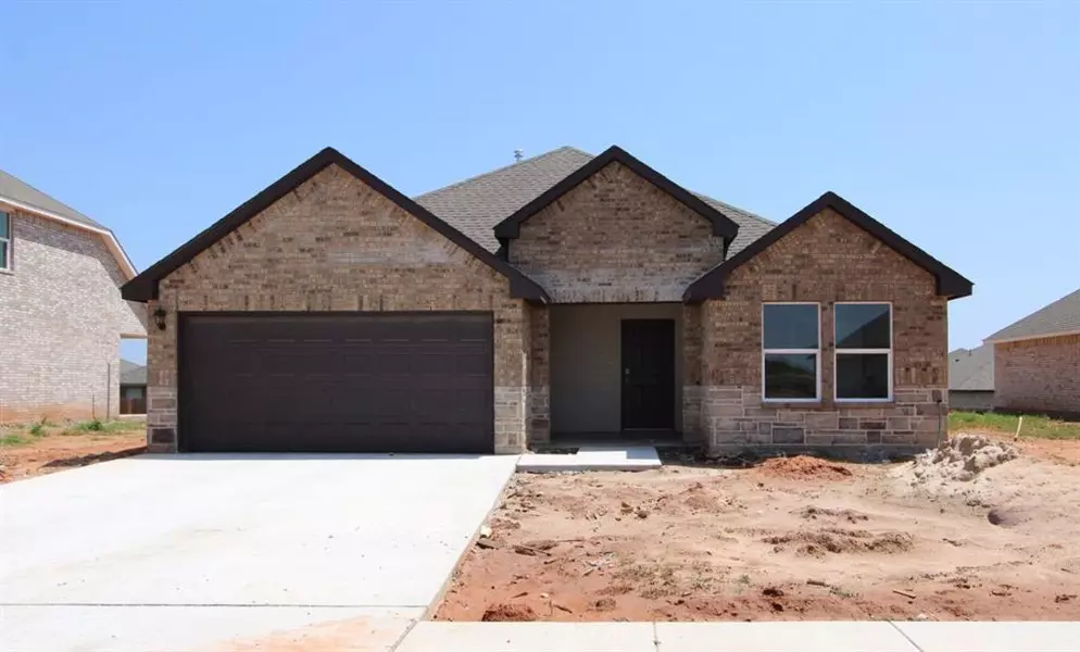 761 Park Place Drive, Newcastle, OK 73065