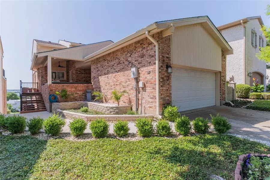 12 Intrepid Circle, Rockwall, TX 75032