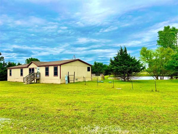 3432 Meadow Crest Drive,  Alvarado,  TX 76009