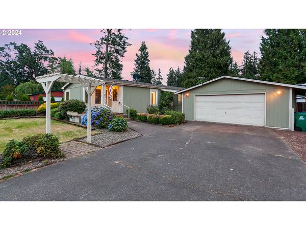 3356 CAMAS ST, Woodburn, OR 97071