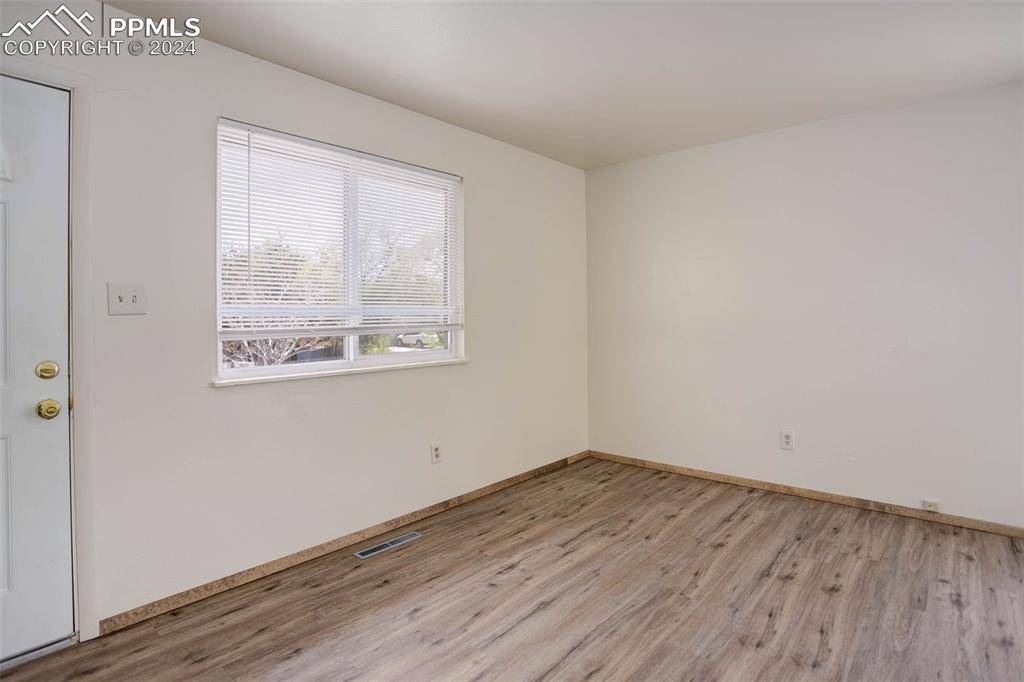 Colorado Springs, CO 80904,1322 Westend AVE #1322/1324