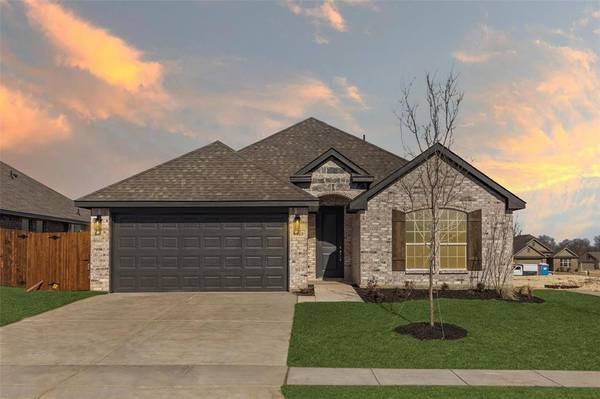 1325 Elk Ridge Drive, Crowley, TX 76036