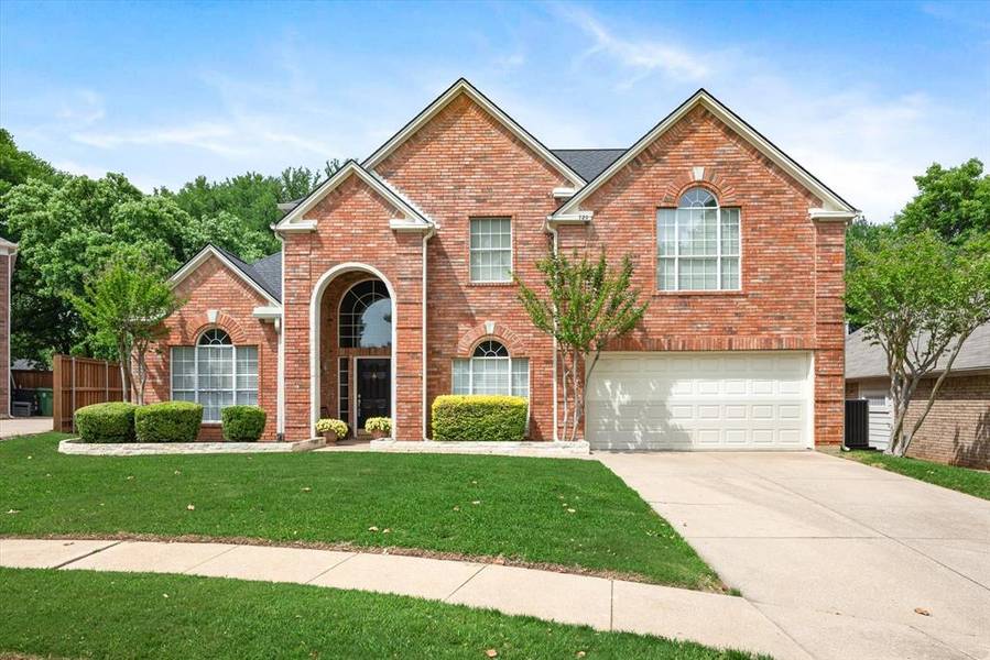 720 Wortham Drive, Grapevine, TX 76051