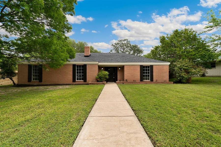 507 Ermine Drive, Greenville, TX 75402