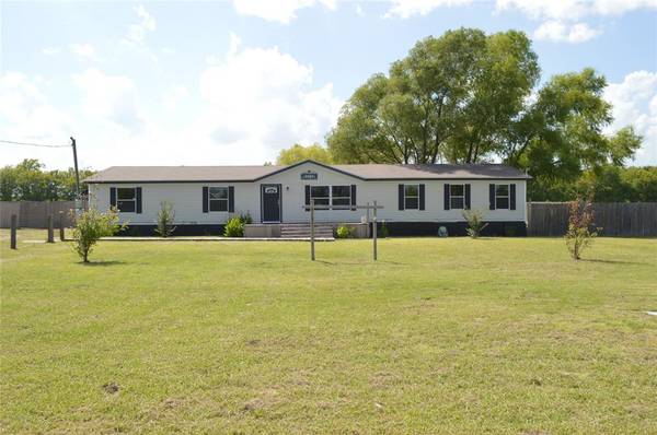 2583 Sears, Bells, TX 75414