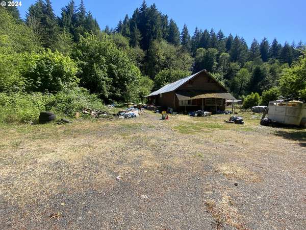 Dorena, OR 97434,39636 ROW RIVER RD