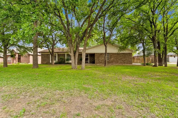 Granbury, TX 76049,6201 Westover Drive