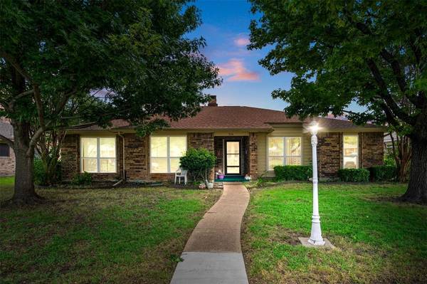 3514 Christopher Drive, Rowlett, TX 75088