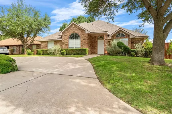 Dallas, TX 75252,6825 Hyacinth Lane