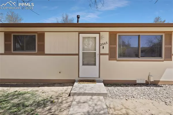 Colorado Springs, CO 80916,2565 Barkman DR