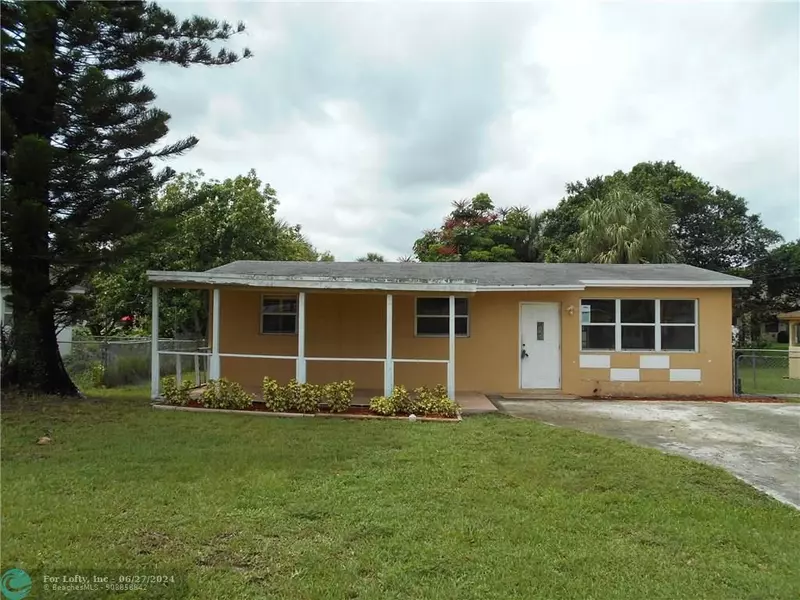 4410 NW 59th St, North Lauderdale, FL 33319