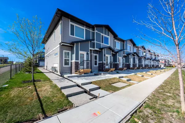 Calgary, AB T3J0M6,97 Saddlestone DR