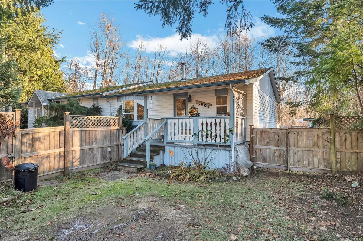 Campbell River, BC V9H 1H9,3904 Laplant Pl