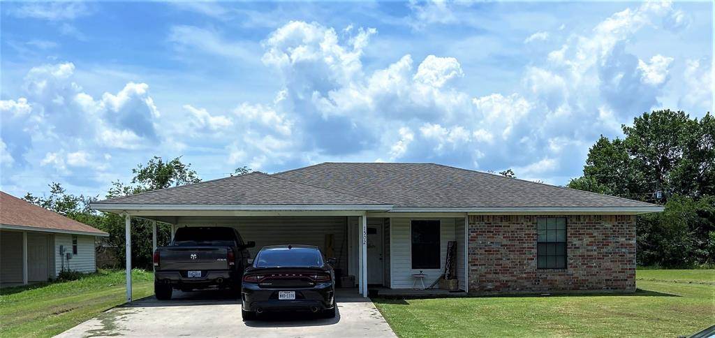 1502 MOSS, Gainesville, TX 76240