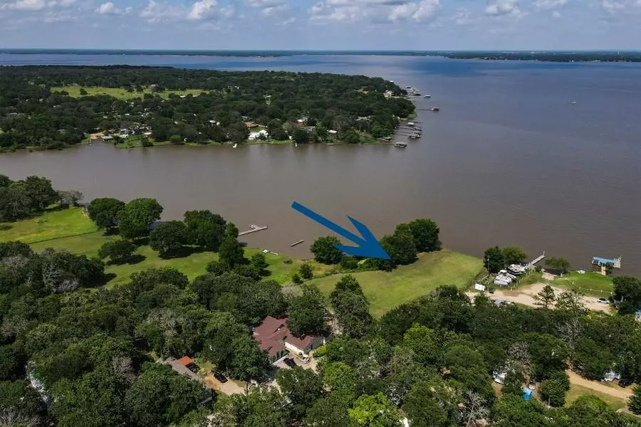 726 Lakeshore Drive, Kemp, TX 75143