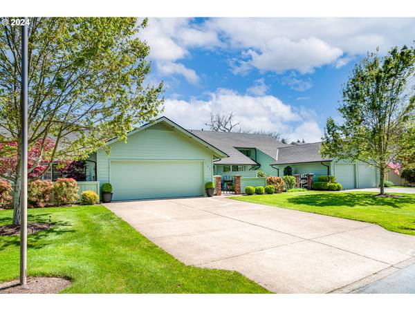 Albany, OR 97321,747 NW AUGUSTA CT