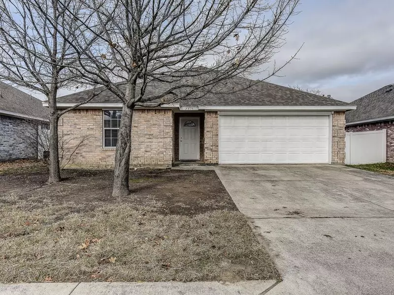 2315 Great Light Drive, Dallas, TX 75228