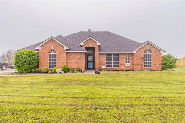 194 Saddlebrook Court, Rhome, TX 76078