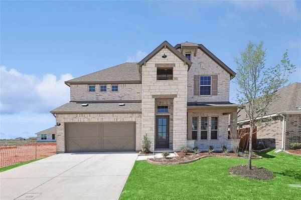 1235 Rothland Lane, Red Oak, TX 75154