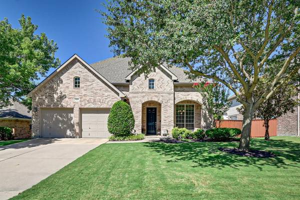 1611 Almond, Mansfield, TX 76063