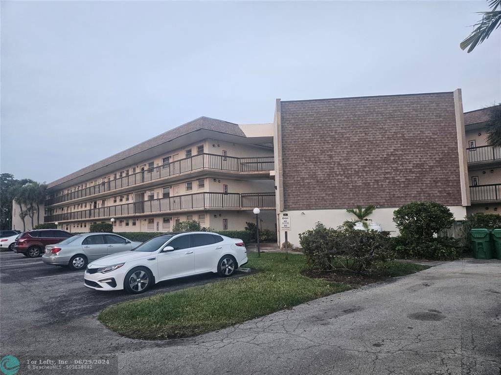 1751 NW 75th Ave #305,  Plantation,  FL 33313
