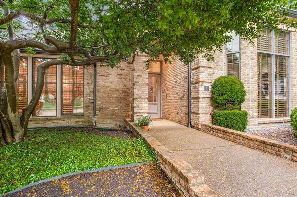 Dallas, TX 75225,2 Glenmeadow Court