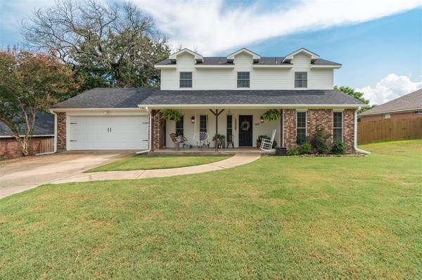 507 Highland Oaks Drive, Greenville, TX 75402