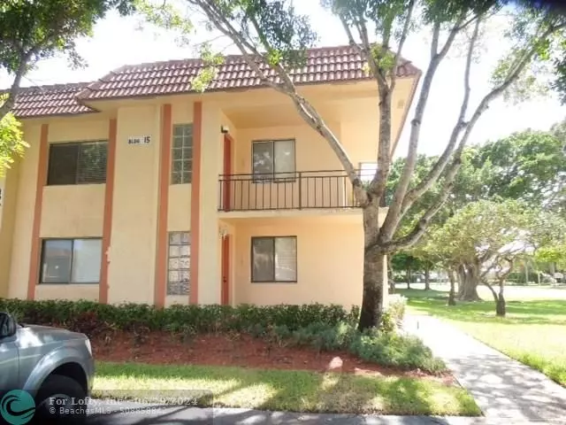 190 Lakeview Dr  #202, Weston, FL 33326