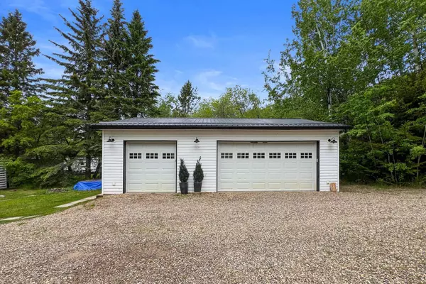 Rural Lac La Biche County, AB T0A2C1,978 13221 TWP 680 RD