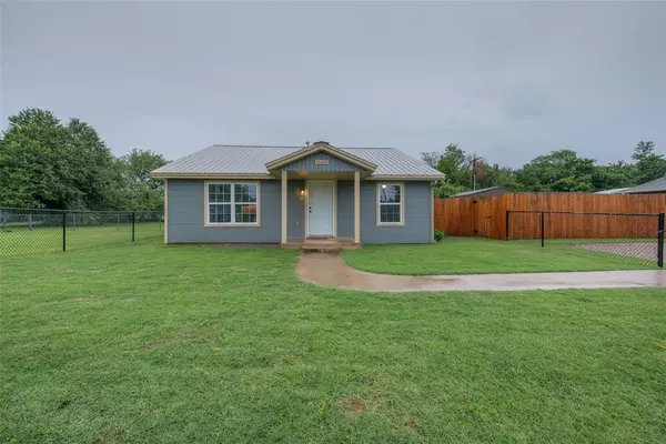 10235 Saint Patrick Drive, Midwest City, OK 73130