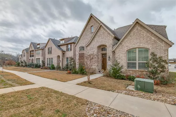 Irving, TX 75060,452 Renaissance Lane