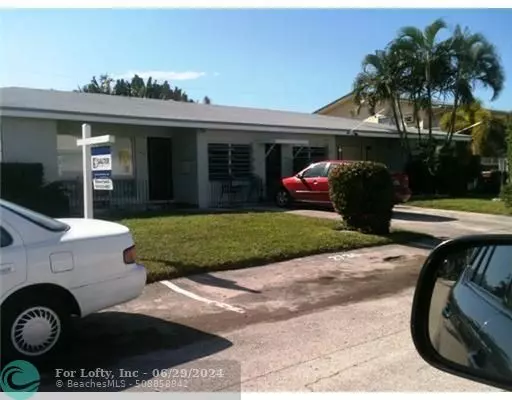 2728 NE 30th Pl, Fort Lauderdale, FL 33306